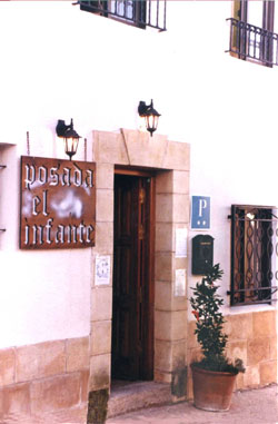 Detalle del acceso al edificio