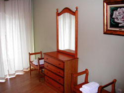 Mobiliario de madera 